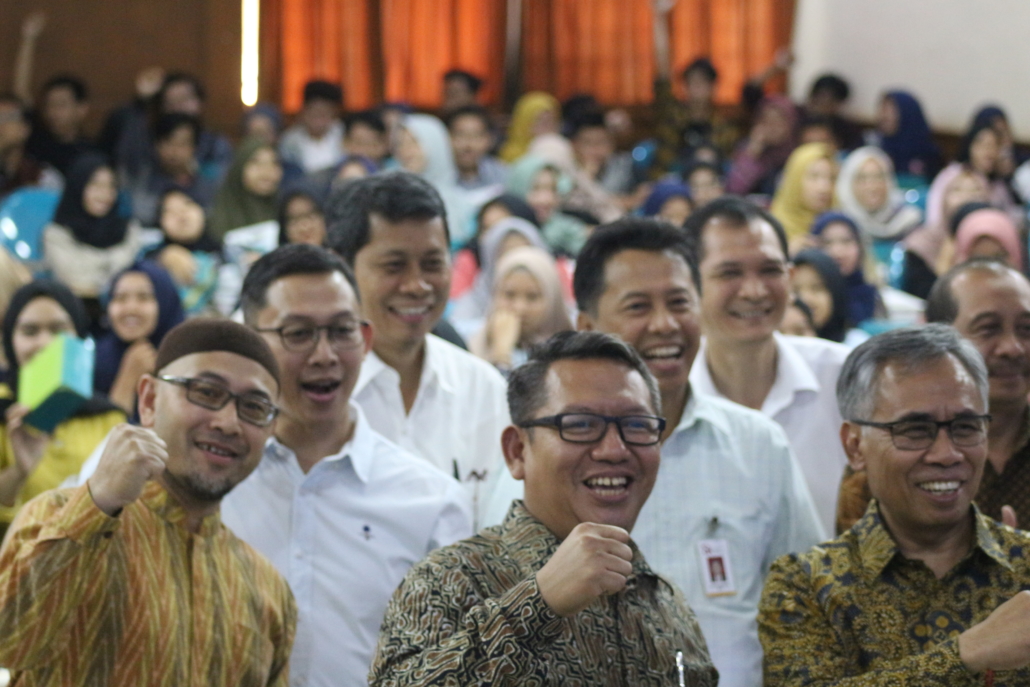 Kuliah Umum bersama OJK : Peluang dan Tantangan Fintech di Indonesia